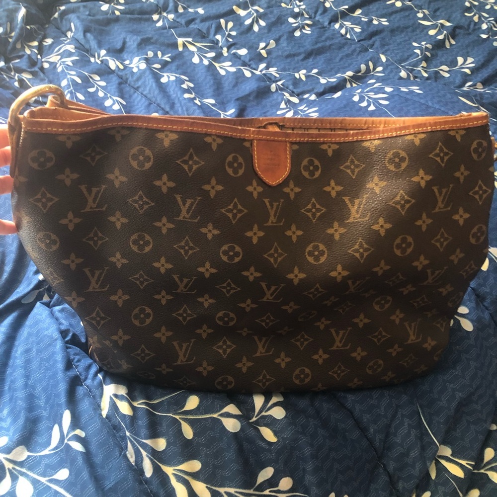 Authentic Delightfull Gm